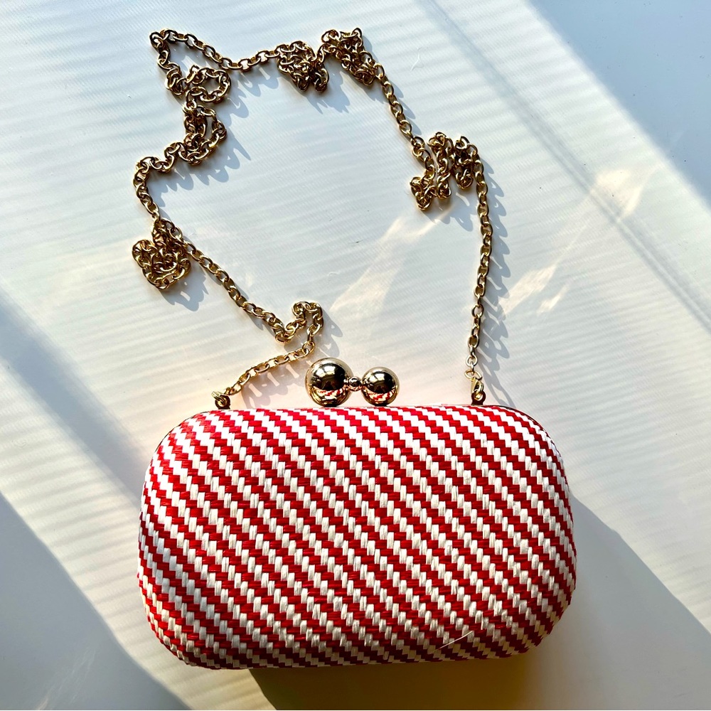 Mini Clutch with Detachable Chain